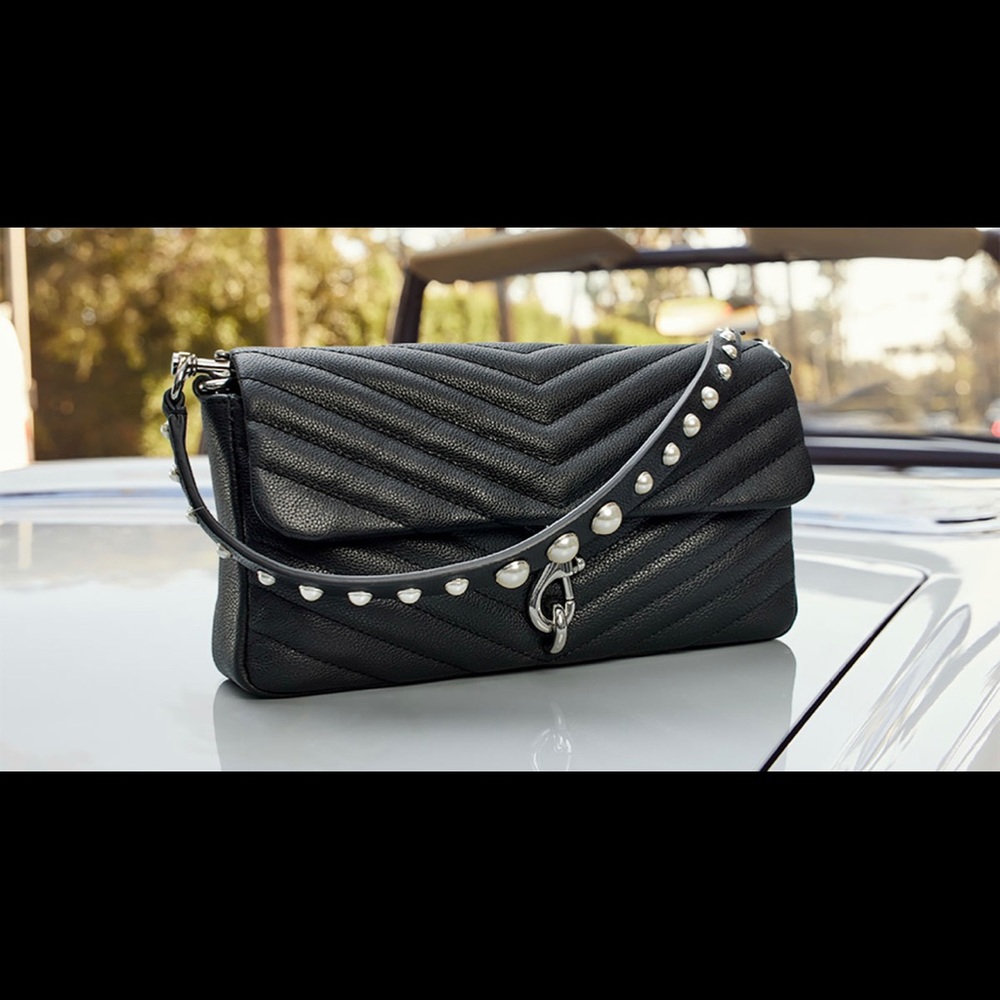 Rebecca Minkoff Edie baguette w/pearl strap